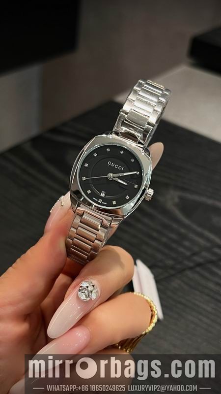 Gucci 28mm 091732 Watch