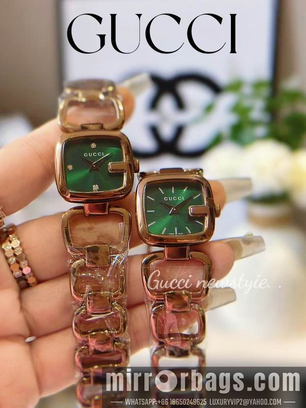 Gucci 24X22.4mm 101433 Watch