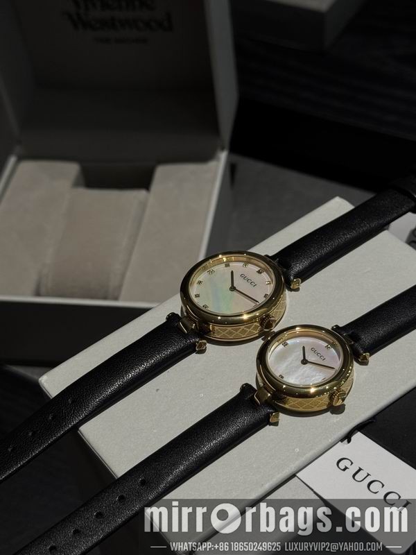 Gucci 32mm 101587 Watch