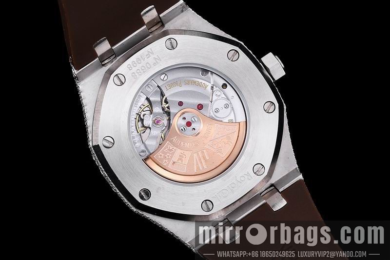 AP 42mm 082102 Watch