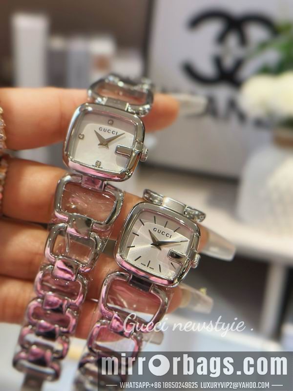 Gucci 24X22.5cm 091726 Watch