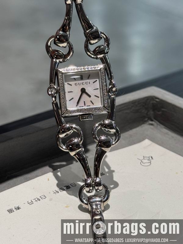 Gucci watch 101422 Watch