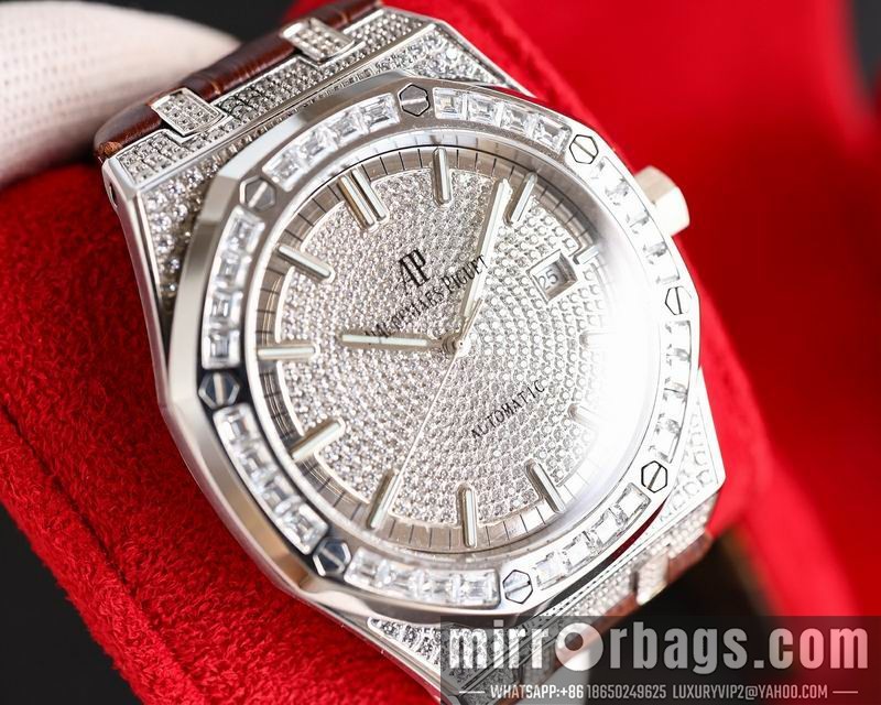 AP 40mm 082101 Watch