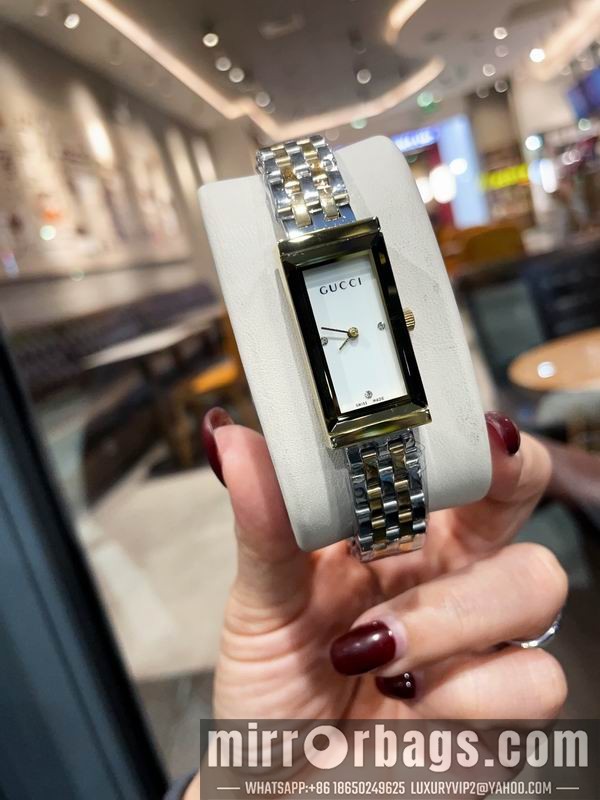 Gucci 35X17mm 101535 Watch