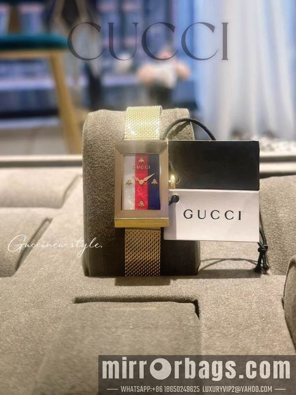 Gucci 34X21mm 111413 Watch