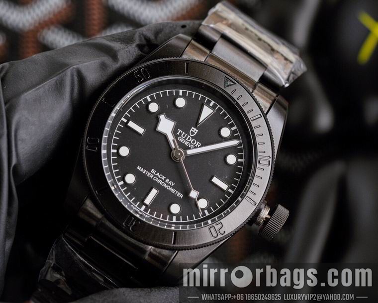 Tudor men 42mm M05 Watch