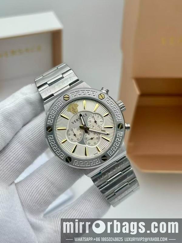 Versace watch 042947 Watch