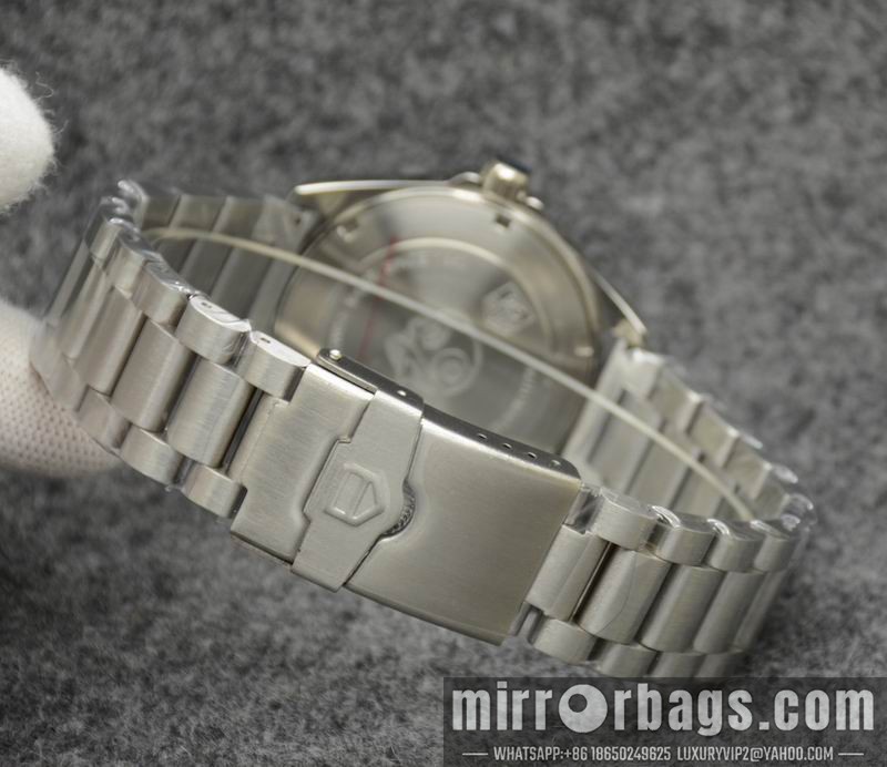 Tag Heuer W42mm M33mm X10mm 060841 Watch