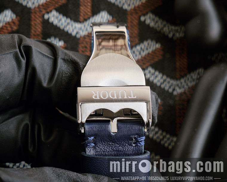 Tudor men 42mm M10 Watch