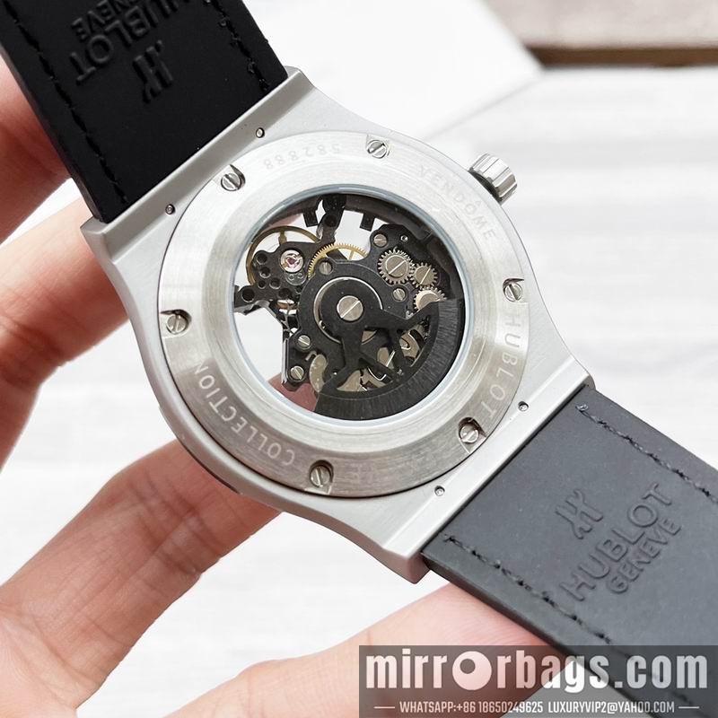 Hublot 46mm 082365 Watch