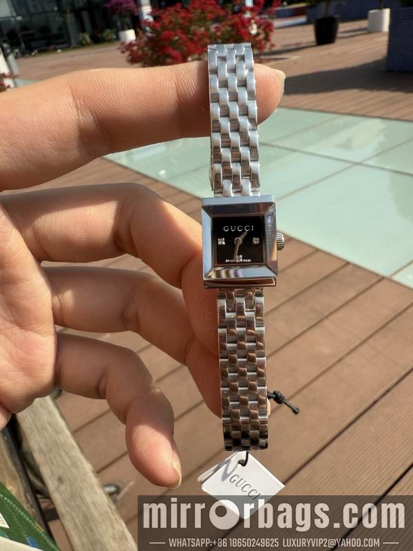 Gucci watch 042928 Watch