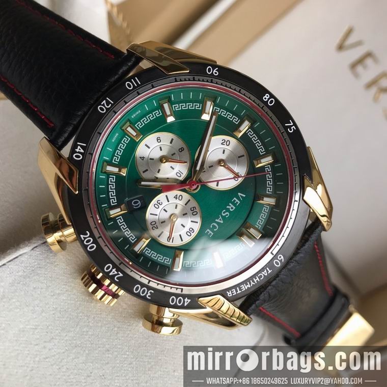 Versace men 43mm M02 Watch
