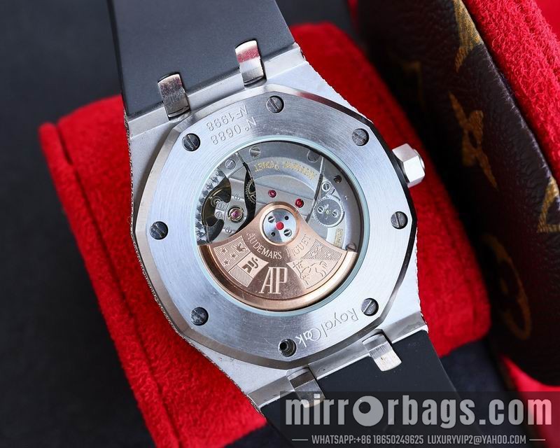 AP 42mm 082115 Watch