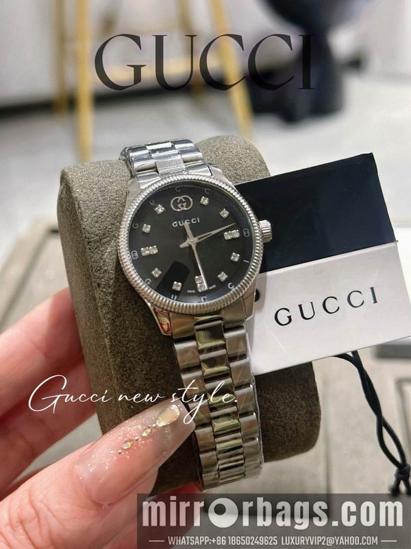 Gucci 29mm 042935 Watch