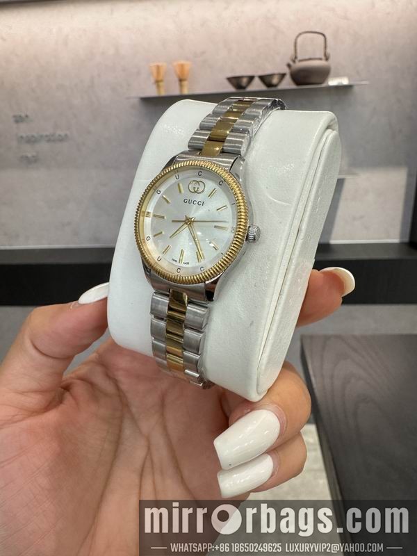 Gucci watch 091718 Watch