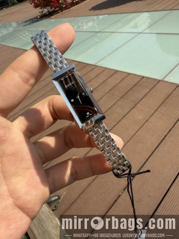 Gucci 14X34mm 042927 Watch