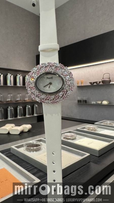 Piaget 31X37mm 101438 Watch