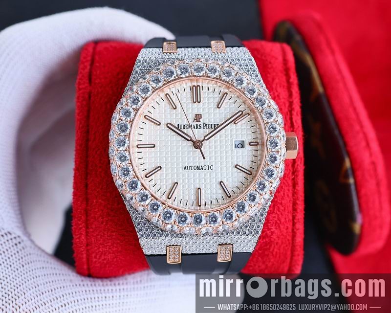 AP 42mm 082115 Watch