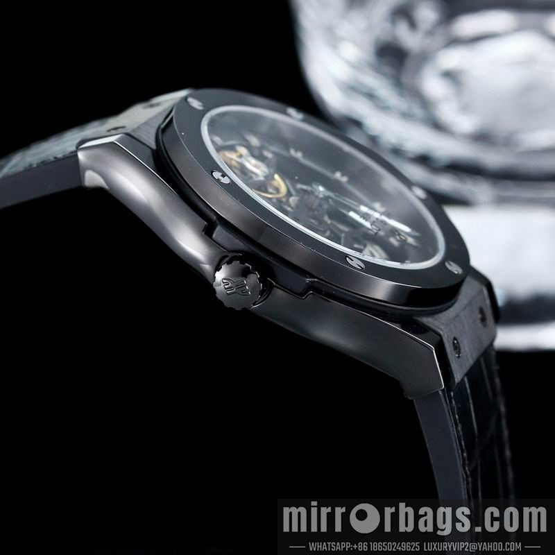 Hublot 45mm 100901 Watch