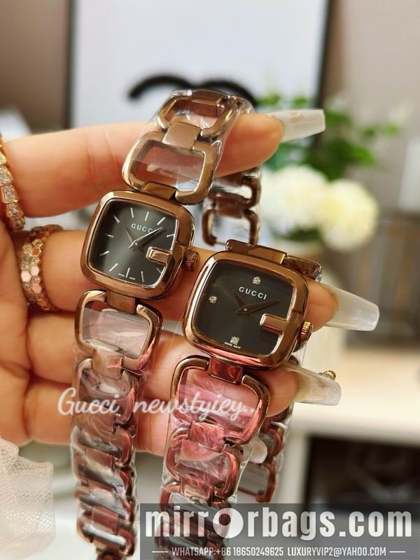 Gucci 24X22.4mm 101433 Watch