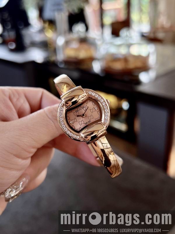 Gucci 25mm 040906 Watch