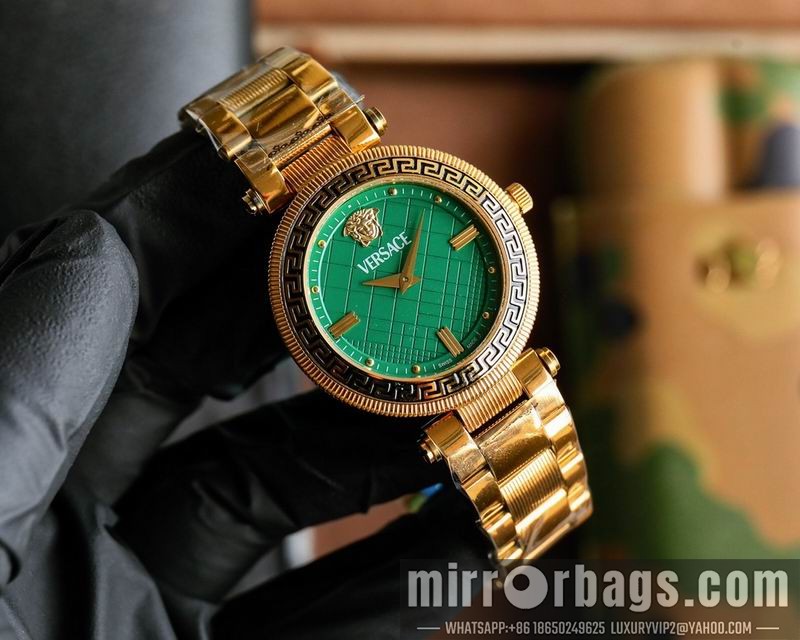 Versace woman watch 122823 Watch