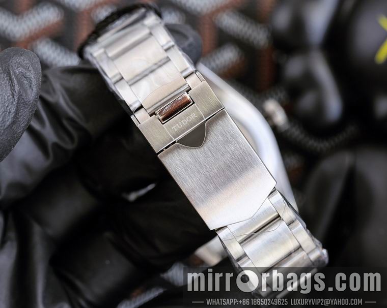 Tudor men 41mm M04 Watch