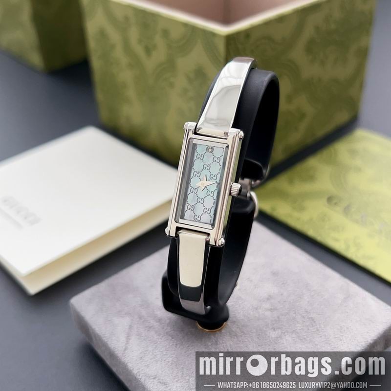 Gucci watch 110376 Watch