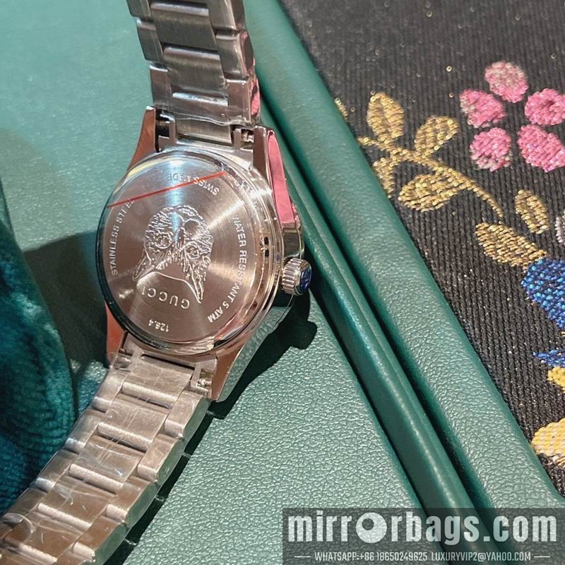 Gucci 29mm 091704 Watch