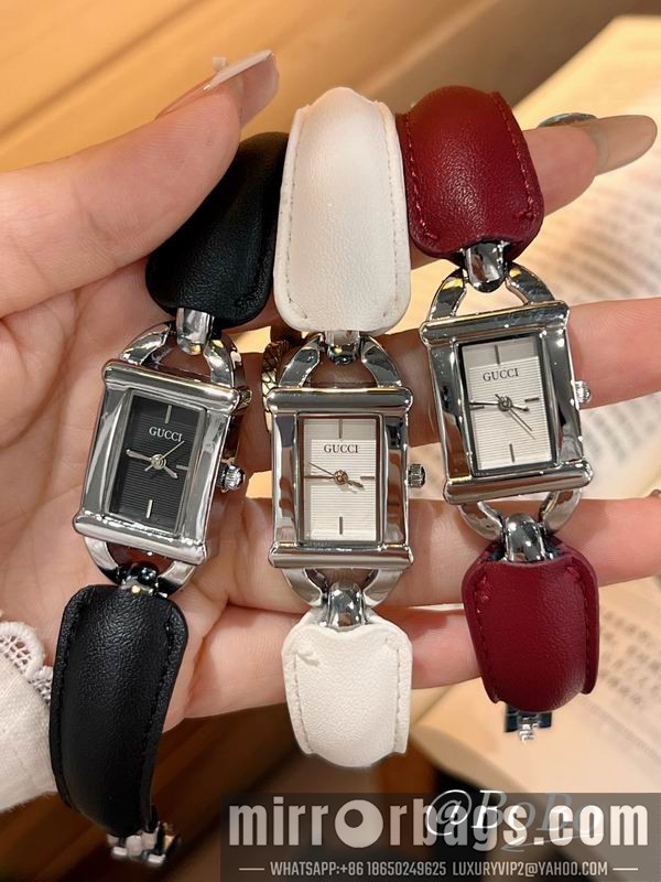 Gucci 20X40mm 122837 Watch