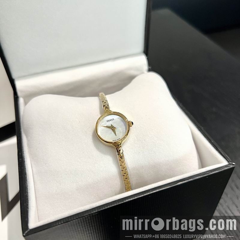 Gucci 23mm 091721 Watch