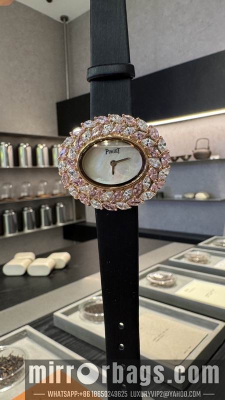 Piaget 31X37mm 101438 Watch