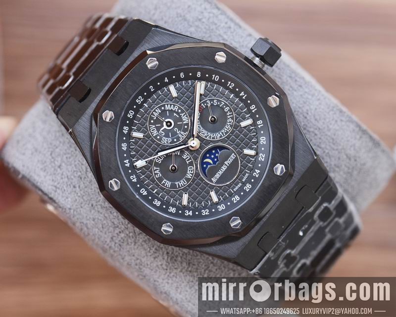 AP 44mm 080661 Watch