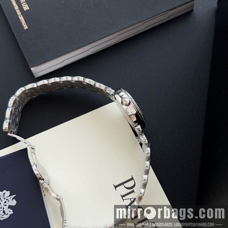 Piaget 29mm 110391 Watch