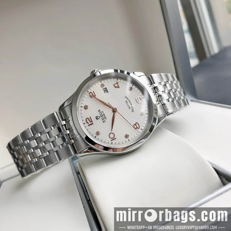 Tudor men watch 110402 Watch