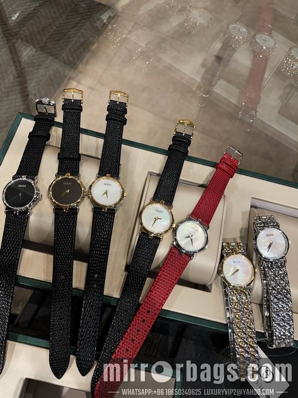 Gucci 28mm 101539 Watch