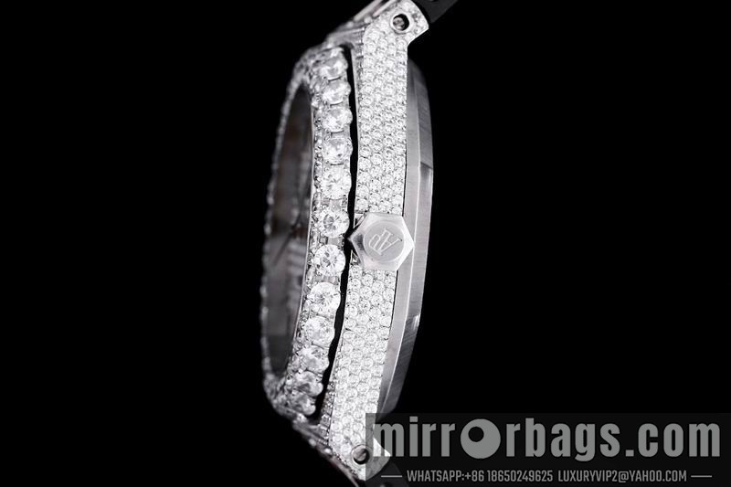 AP 42mm 082102 Watch