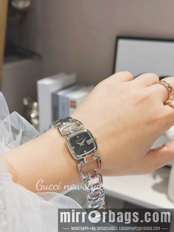 Gucci 24X22.5cm 091726 Watch
