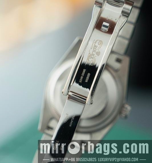Rolex 31mm 040959 Watch