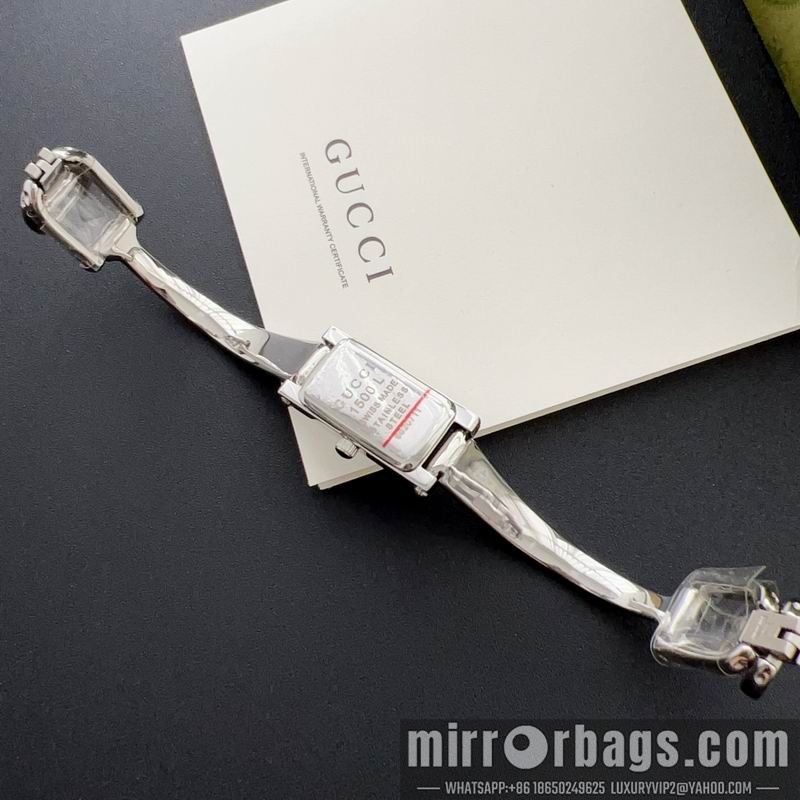Gucci watch 110376 Watch