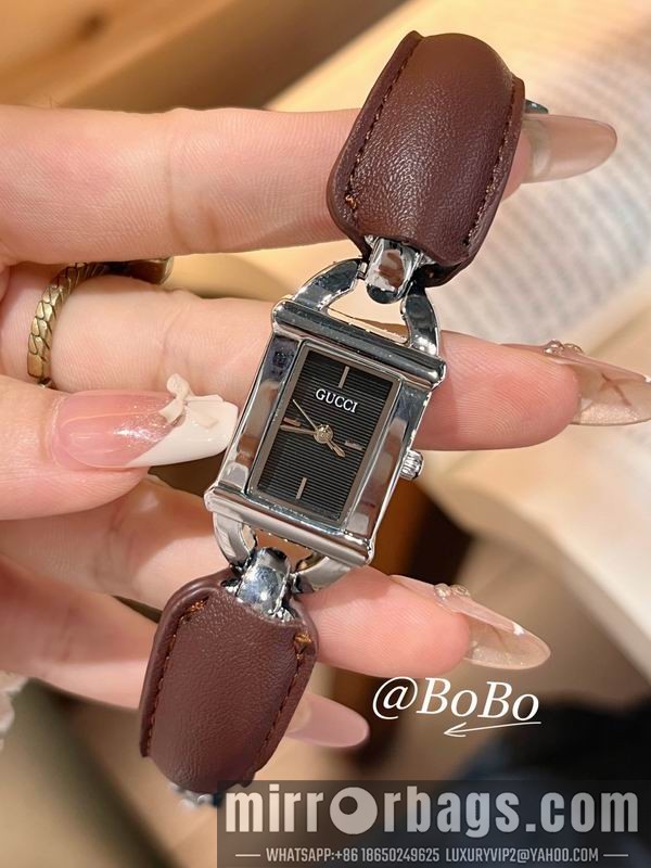 Gucci 20X40mm 122837 Watch