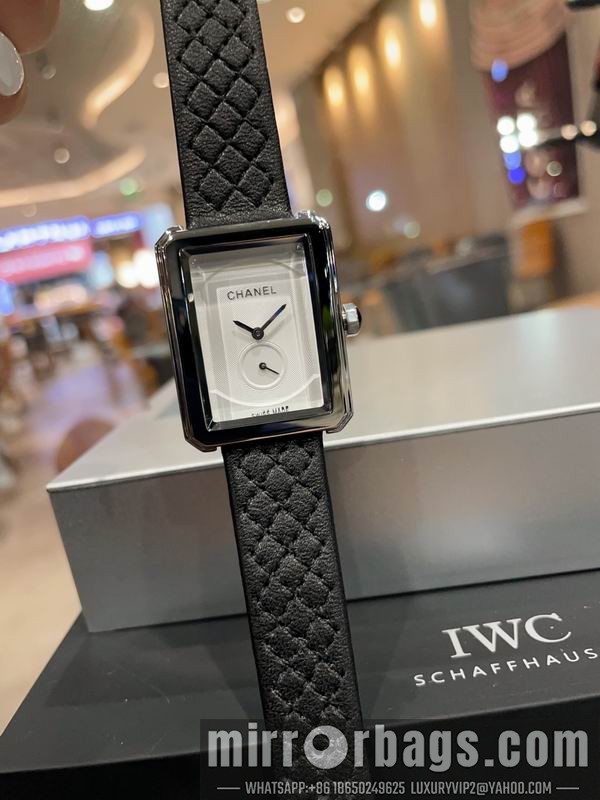 Chanel 27X34mm 052303 Watch