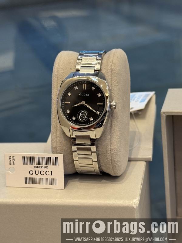 Gucci 29mm 110366 Watch