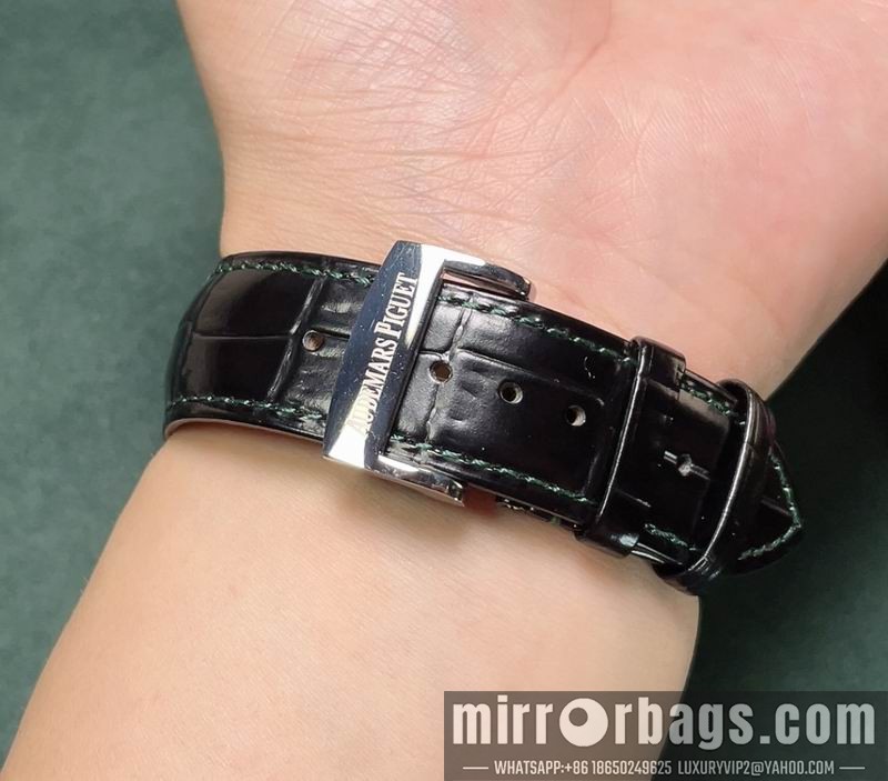 AP 43mm 100914 Watch