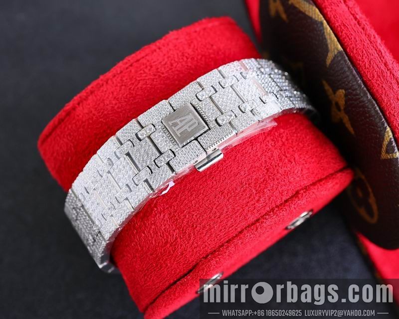 AP 42mm 082121 Watch