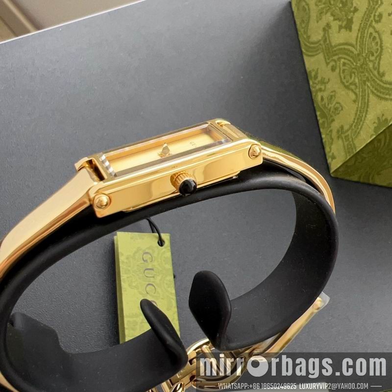 Gucci watch 110375 Watch