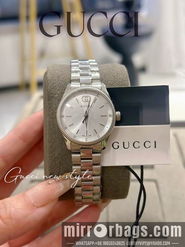 Gucci 29mm 042936 Watch