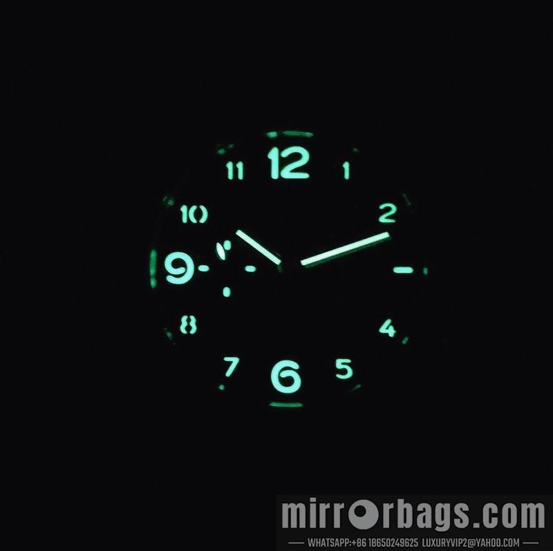Panerai 44mm 090441 Watch