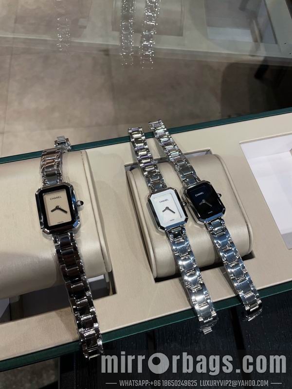 Chanel 21X26mm 052316 Watch