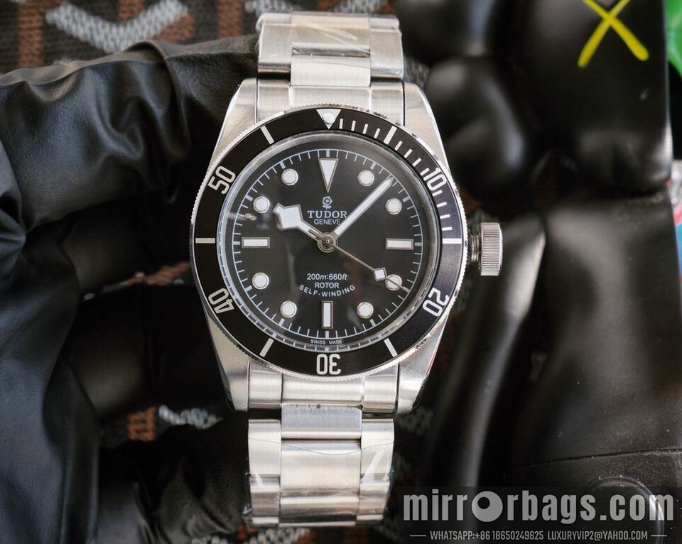 Tudor watch 111003 Watch